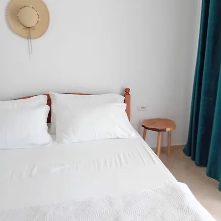 Sea Side Serenity 4